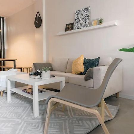 Two Bedroom Residential Home With Own Parking Angeles Exteriér fotografie